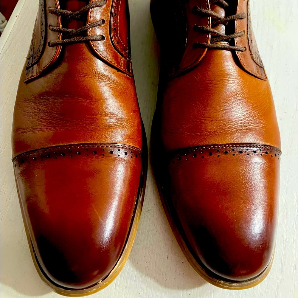 Men’s Stacy Adams dress shoes, size 12.